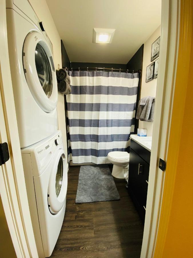 Beautiful 2 Bedroom 1 Bath Apartment With Private Garage Anchorage Zewnętrze zdjęcie